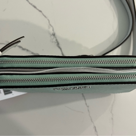 Kate Spade Crossbody - Picture 4 of 7